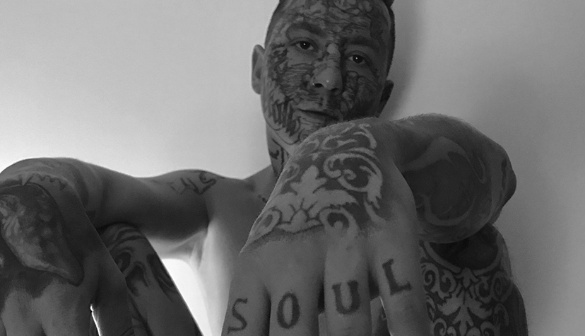 Tatuażysta Mistyk Madness z Miasta Świnoujście ze studio tatuażu Noise Tattoo & Piercing