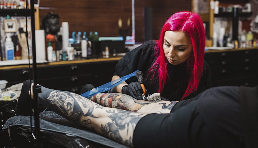Tatuażysta Karolina Wilczewska z miasta Gdynia ze studio tatuażu White Rabbit Tattoo Parlour