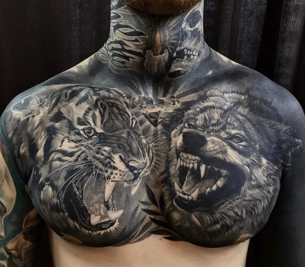 Tatuaż zły tygrys z wilkiem na klatce piersiowej dla mężczyzn i kobiet
